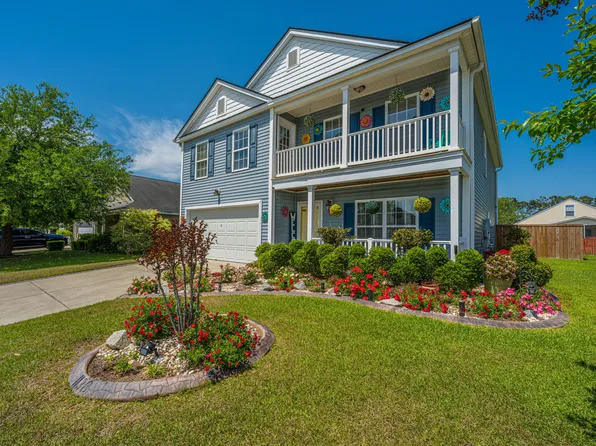 1138 Moss Grove Dr, Moncks Corner, SC 29461
