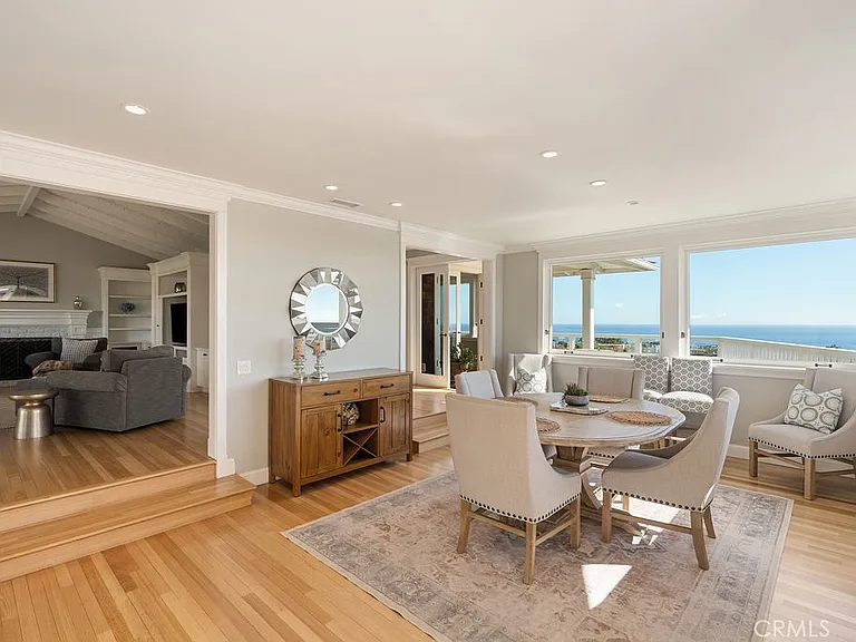 407 Mendoza Ter — Photo 4