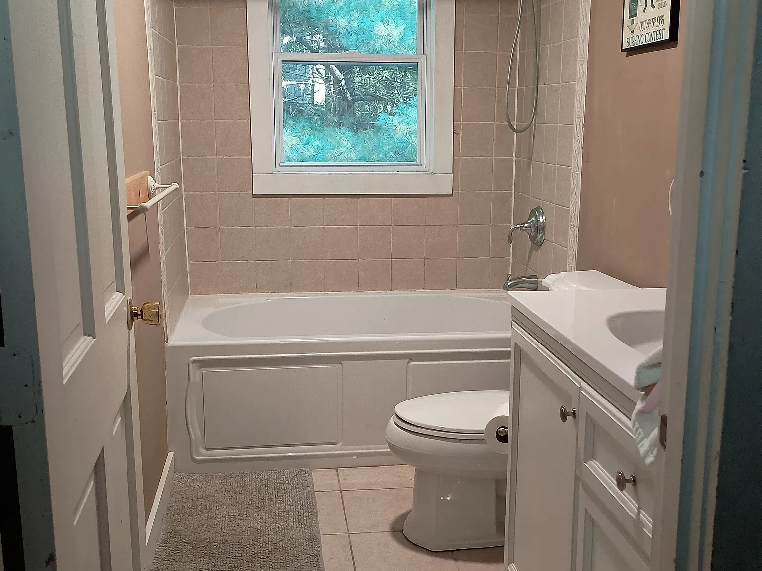 1 bed, 1.5 bath, 2371 sqft, $2,000 — Photo 3