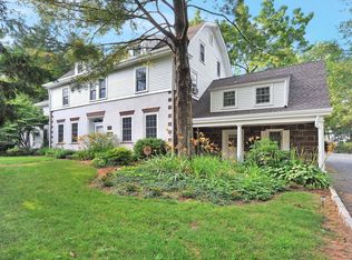 627 Grove St, Ridgewood, NJ 07450