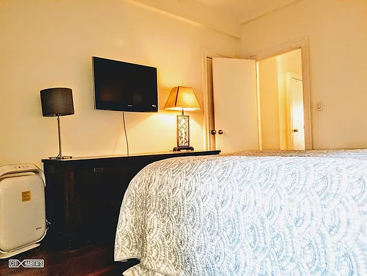 Rented by Citi Habitats | media 25