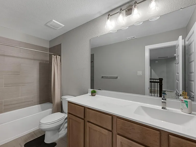 1569 Sunrise Gables Dr — Photo 30
