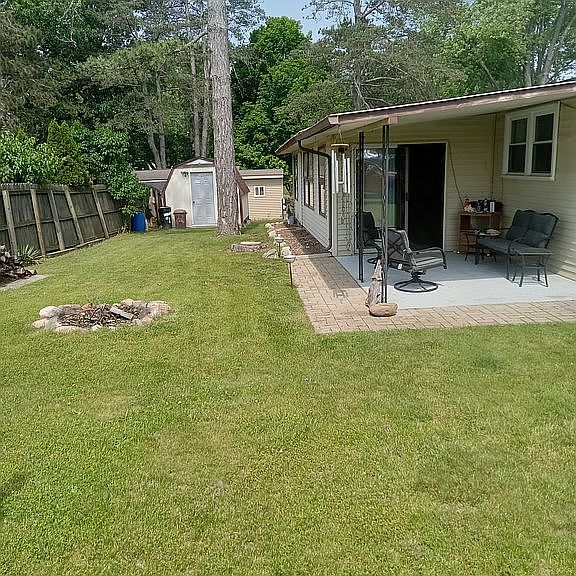 Listing photo 5