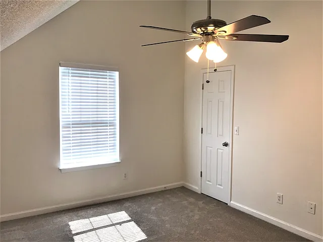 5424 Brickleberry Way — Photo 7