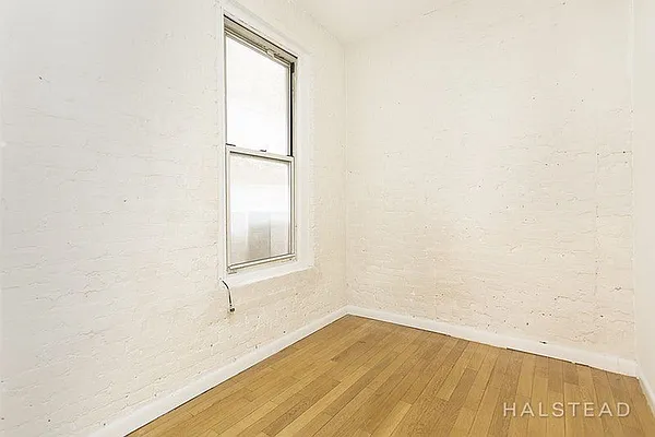 Rented by Halstead Real Estate | media 29