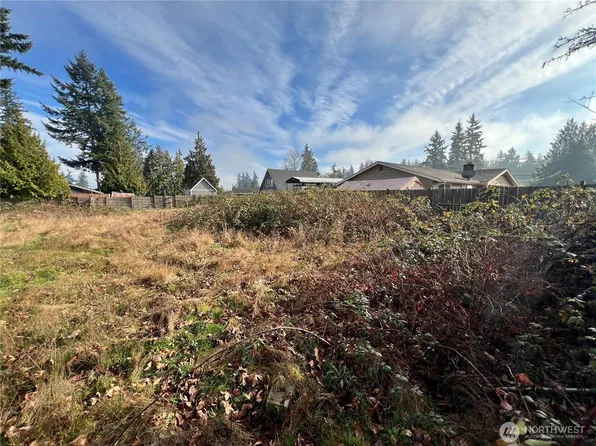 34660 Military Road S, Auburn, WA 98001