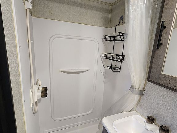 5th image of 4851 W 98th St #T