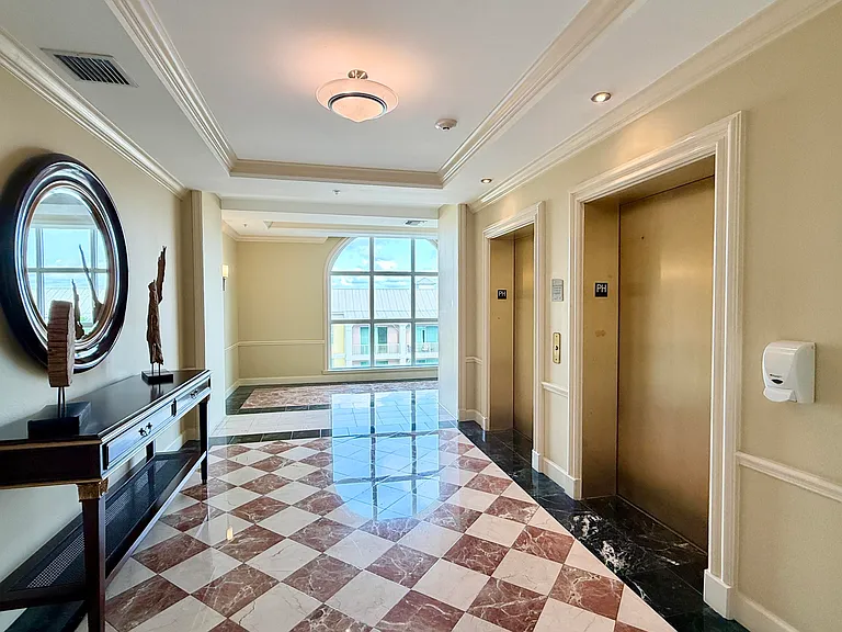 804 E Windward Way #Penthouse 15 — Photo 28