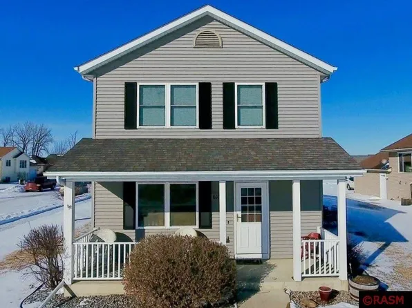 807 Bassford St, Saint Peter, MN 56082