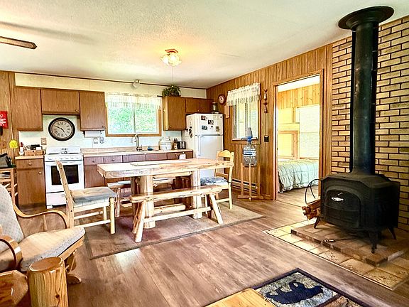 4th image of 22194 537th Ln