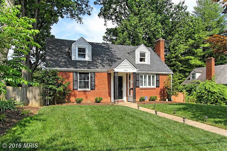 1st image of 2944 Woodlawn Ave