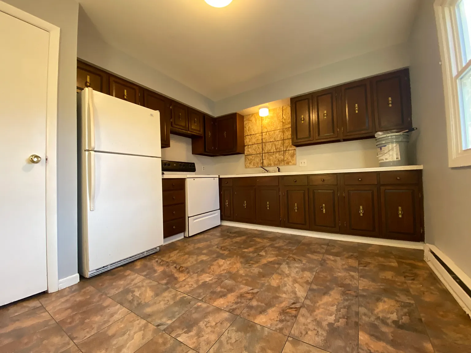 808/810 Virginia Avenue - 810 — Photo 4