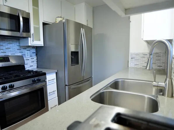 31732 Ridge Route Rd, Castaic, CA 91384
