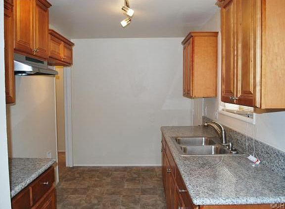 5th image of 6516 Pioneer Blvd