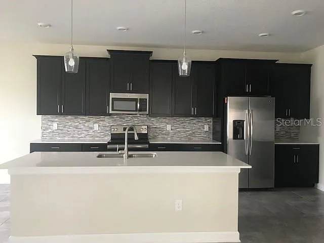 15061 Evergreen Oak Loop — Photo 4