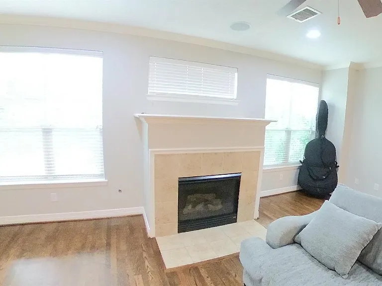 1719 Stacy Crst — Photo 14