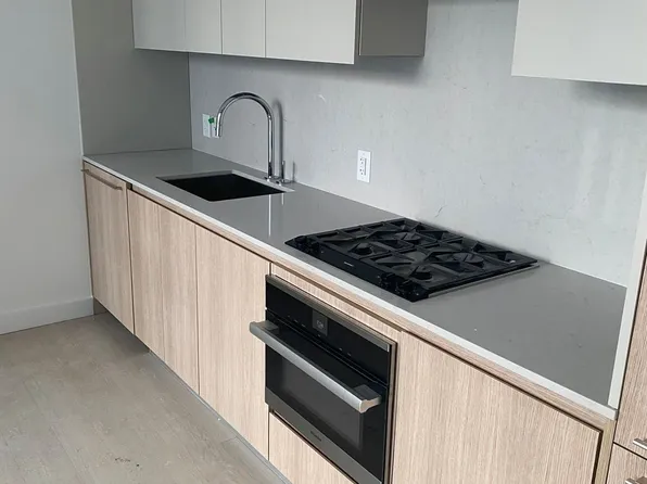 81 Wellesley St E, Toronto, ON