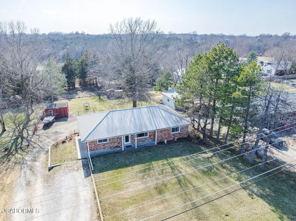 646 Branch Rd, Holts Summit, MO 65043