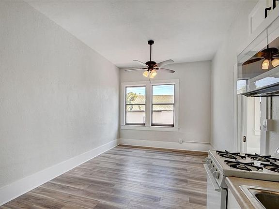 4th image of 424 Kanuga Dr Unit 5