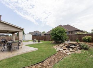 5703 S 67th St, Cave Springs, AR 72718