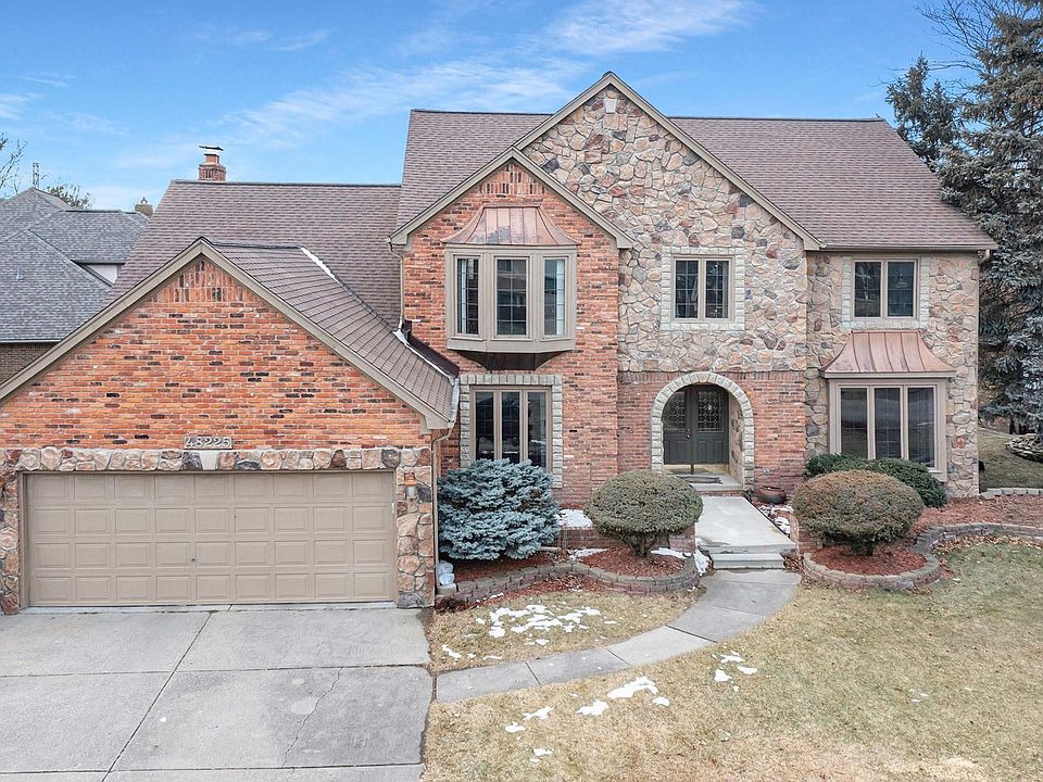 1st image of 48225 Lake Land Dr