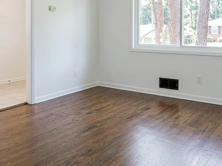 1145 Arlington Pkwy NE #1145 — Photo 4