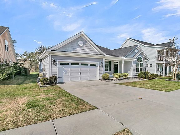 2nd image of 569 Pendleton Dr