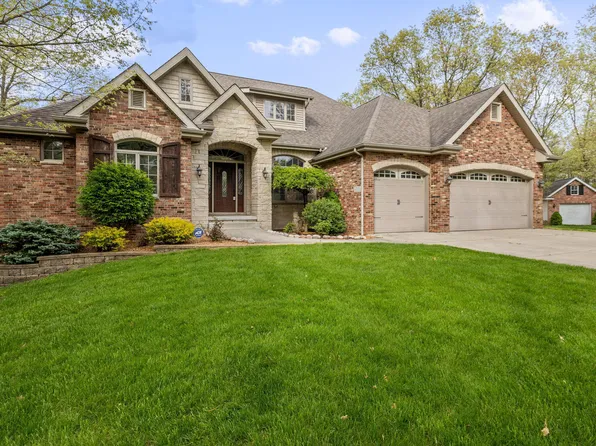 3558 Woodgate Ct, Wheatfield, IN 46392