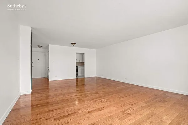 Sold by Sotheby's International Realty | media 3