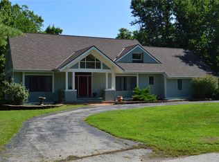 4016 Stoneledge Ct, Godfrey, IL 62035