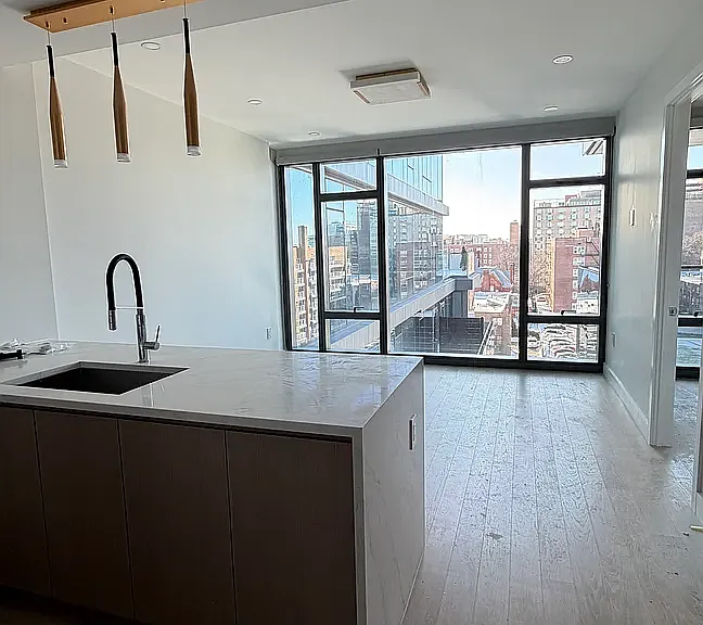 38-20 Parsons Blvd #618 — Photo 7