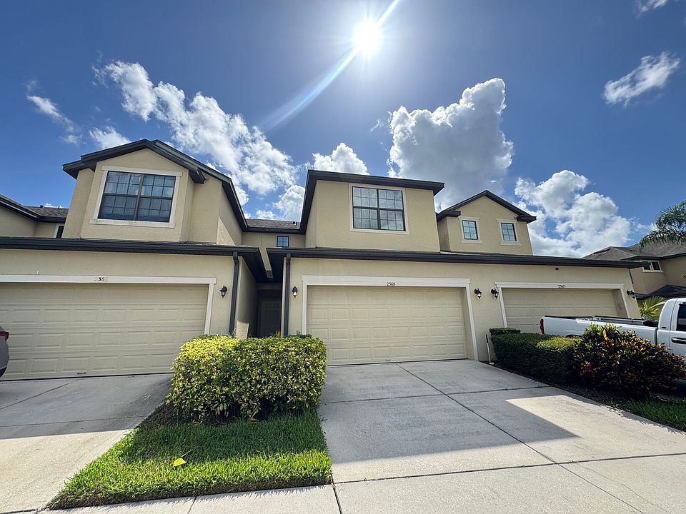 1st image of 2365 Seven Oaks Dr