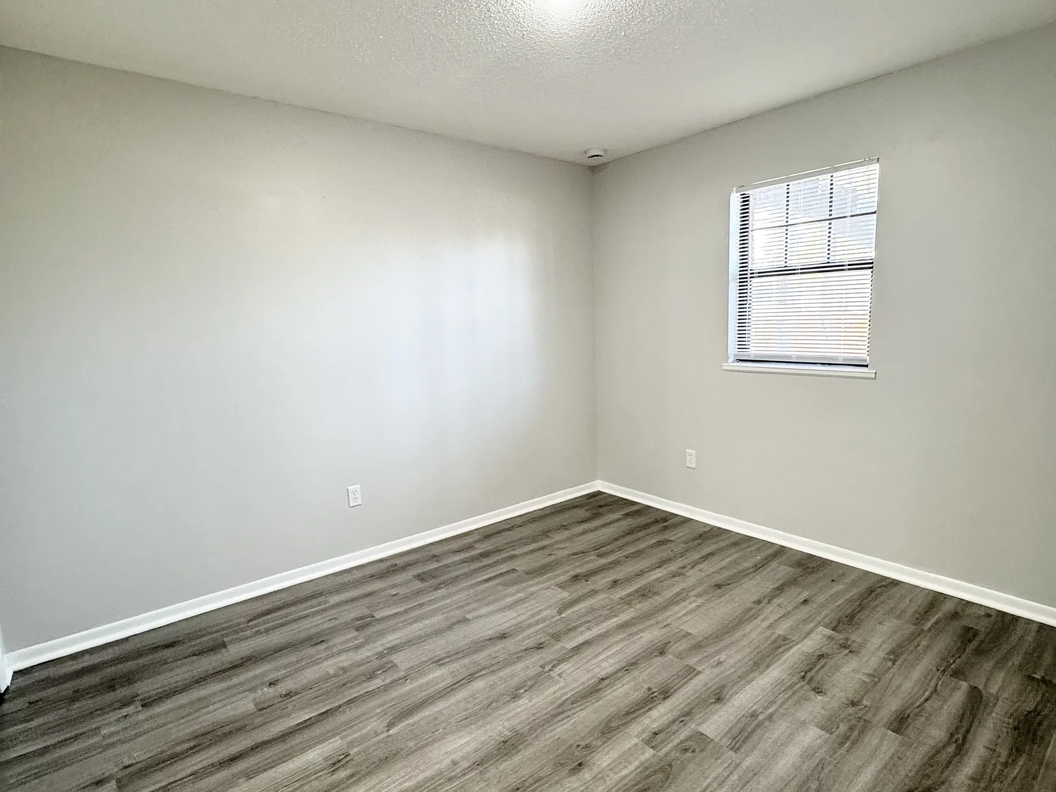 1711 McConnell Avenue - 3 — Photo 3