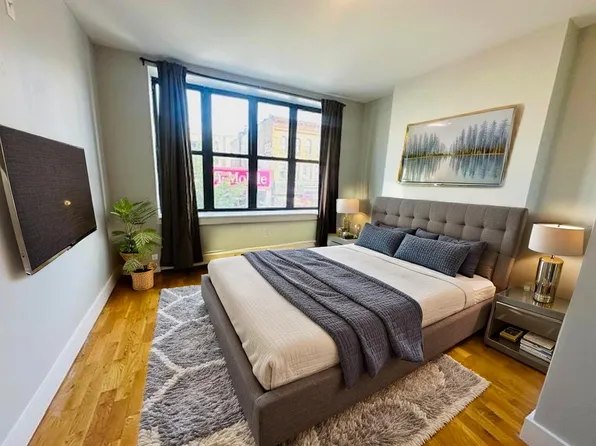5018 Fifth Avenue 2 image 3 of 15