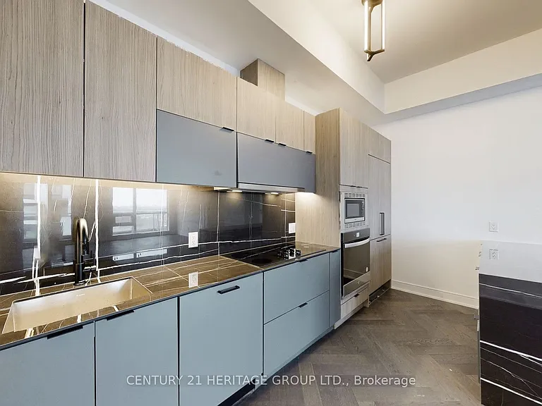 8888 Yonge St #1205 — Photo 10