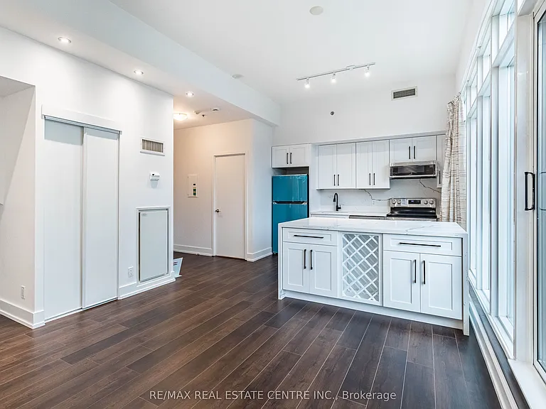 21 Nelson St #11 — Photo 15