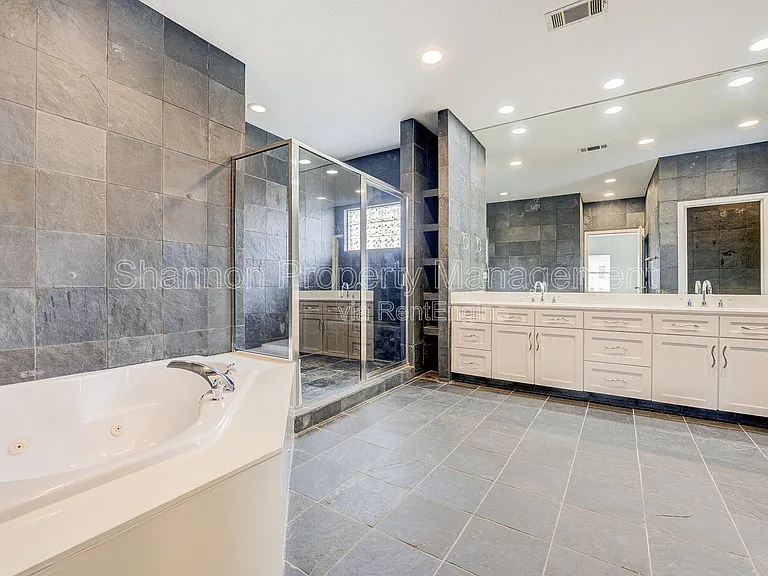1501 California St #C — Photo 28