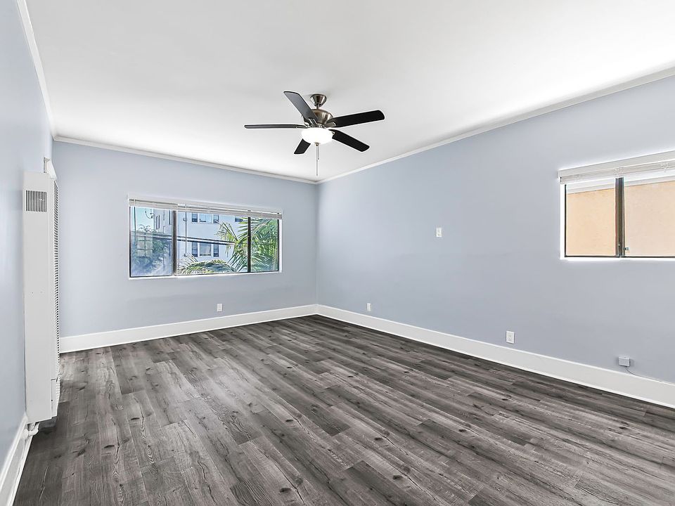1st image of 119 Orange Ave #4