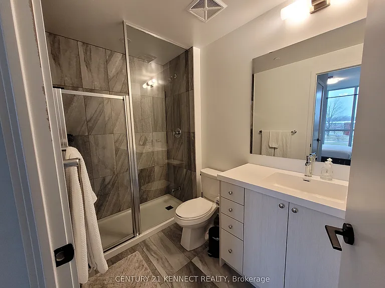 60 George Butchart Dr #Townhouse 2 — Photo 23
