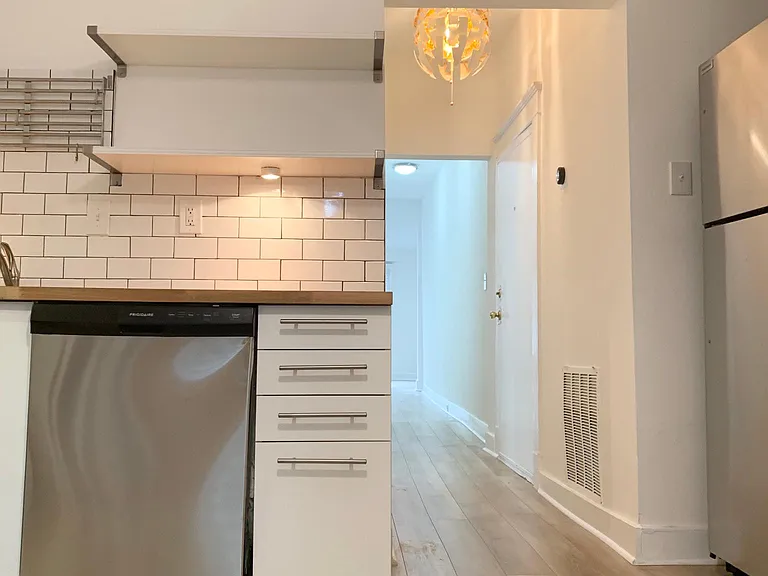 687 Durant Pl NE #4 — Photo 10