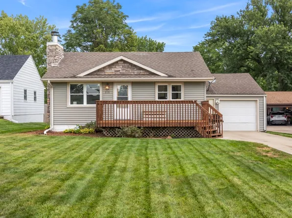 315 Pennsylvania St, Carlisle, IA 50047