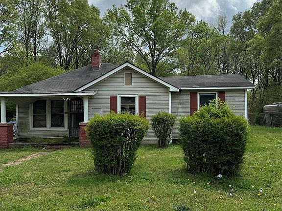 2nd image of 839 Green St