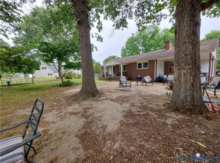 3173 Ambrose Rd, Hayes, VA 23072