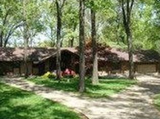 1637 Pine Dr, Grove, OK 74344