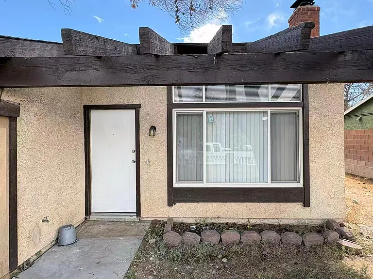 7247 Enterprise Dr — Photo 4