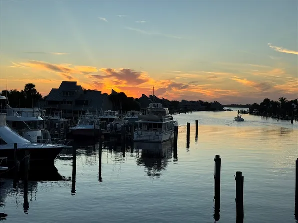 2135 Windward Way APT 207, Vero Beach, FL 32963