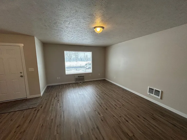 3rd Street Duplexes in Cheney near EWU! — Photo 6