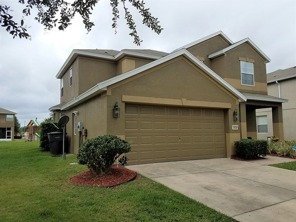 2nd image of 3938 SW 51st Ter