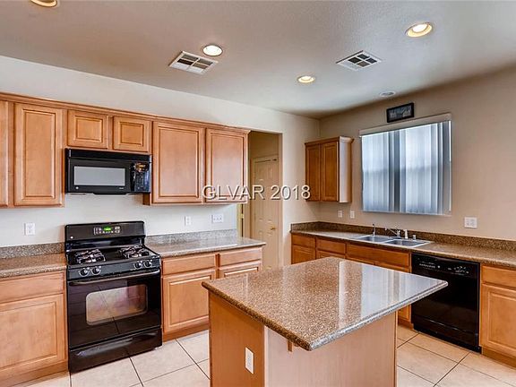 2nd image of 2616 Campobello Ave
