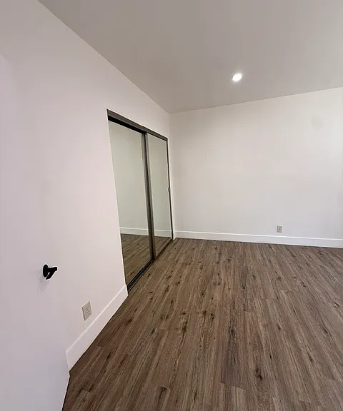 410 Fischer St — Photo 16